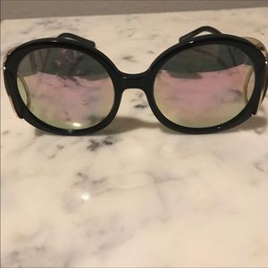 Authentic Chloé sunglasses mirrored black frame